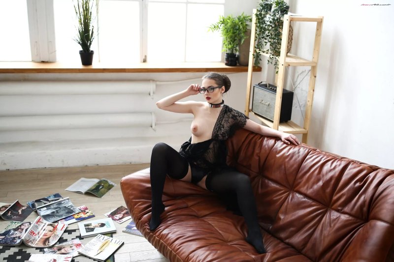 Maria Chekalina model Mary Bell