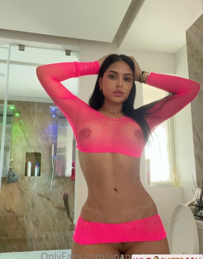 ANA PAULA SAENZ