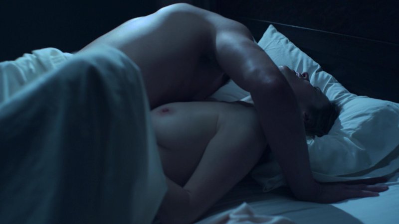 Anna Chipovskaya bed scene