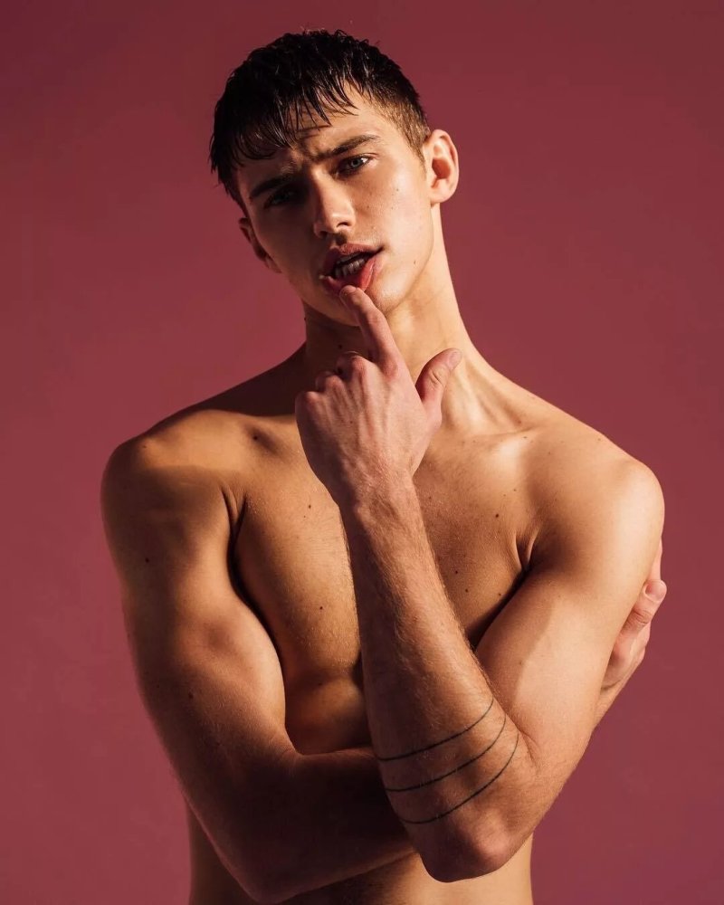 Naked models
