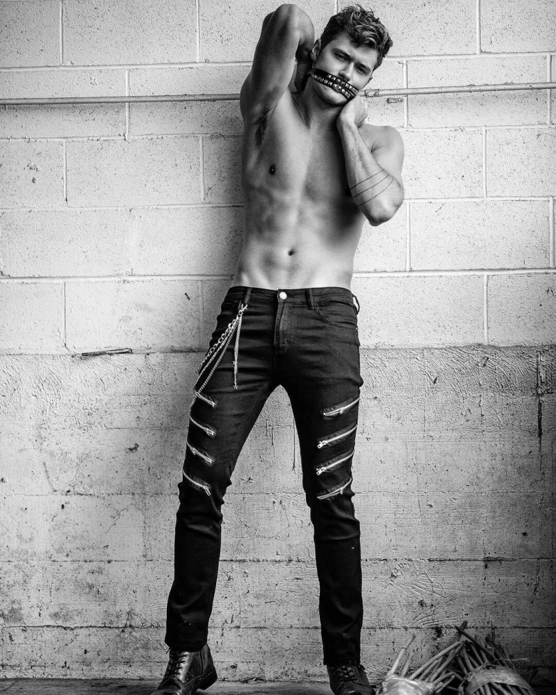 Male jeans