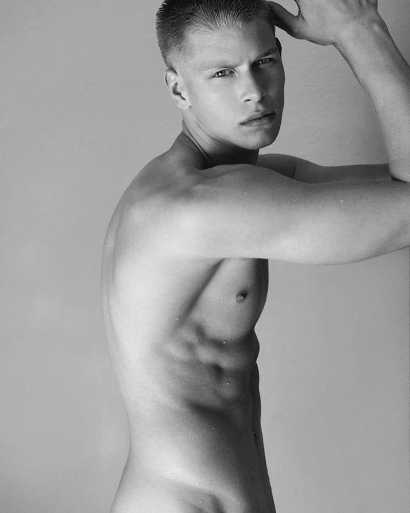 Photoshoots are male