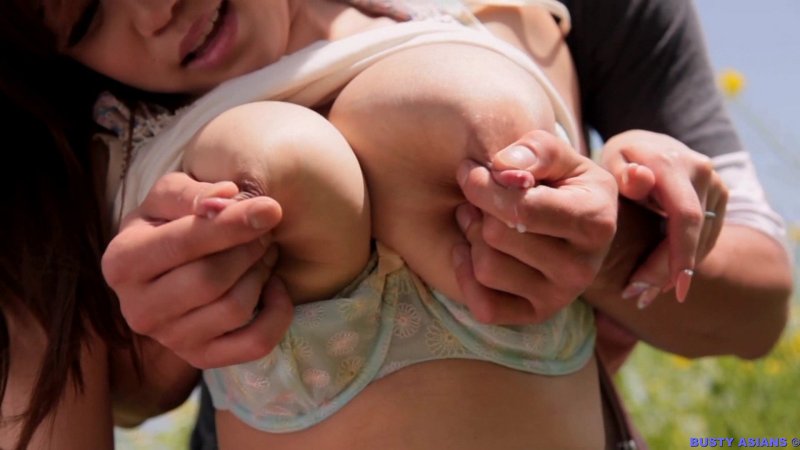 Huggs huge boobs