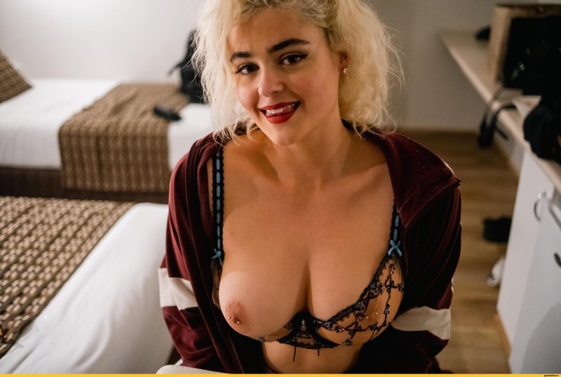 Stefania Ferrario Naked